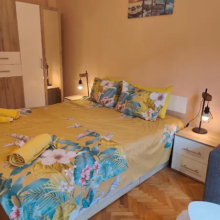 Apartmán Maryanne's Place, Cozy In The Heart Of